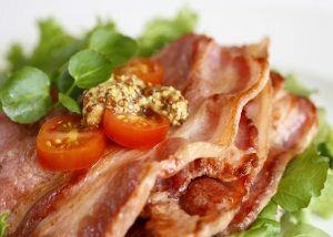 Summertime BLT Salad | California Olive Ranch