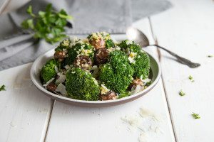 Steamed Broccoli with Wild Mushroom and Parmesan | California Olive Ranch