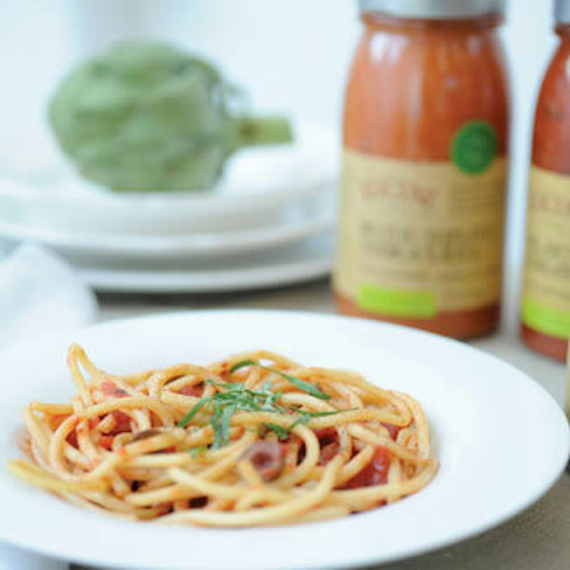 Spaghetti alla Chitarra With Green Tomatoes and Pine Nuts - La