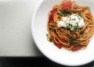 Spaghetti With Tomato Sauce & Ricotta | California Olive Ranch