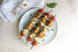 Grilled Garlic Mushroom Kabobs | California Olive Ranch