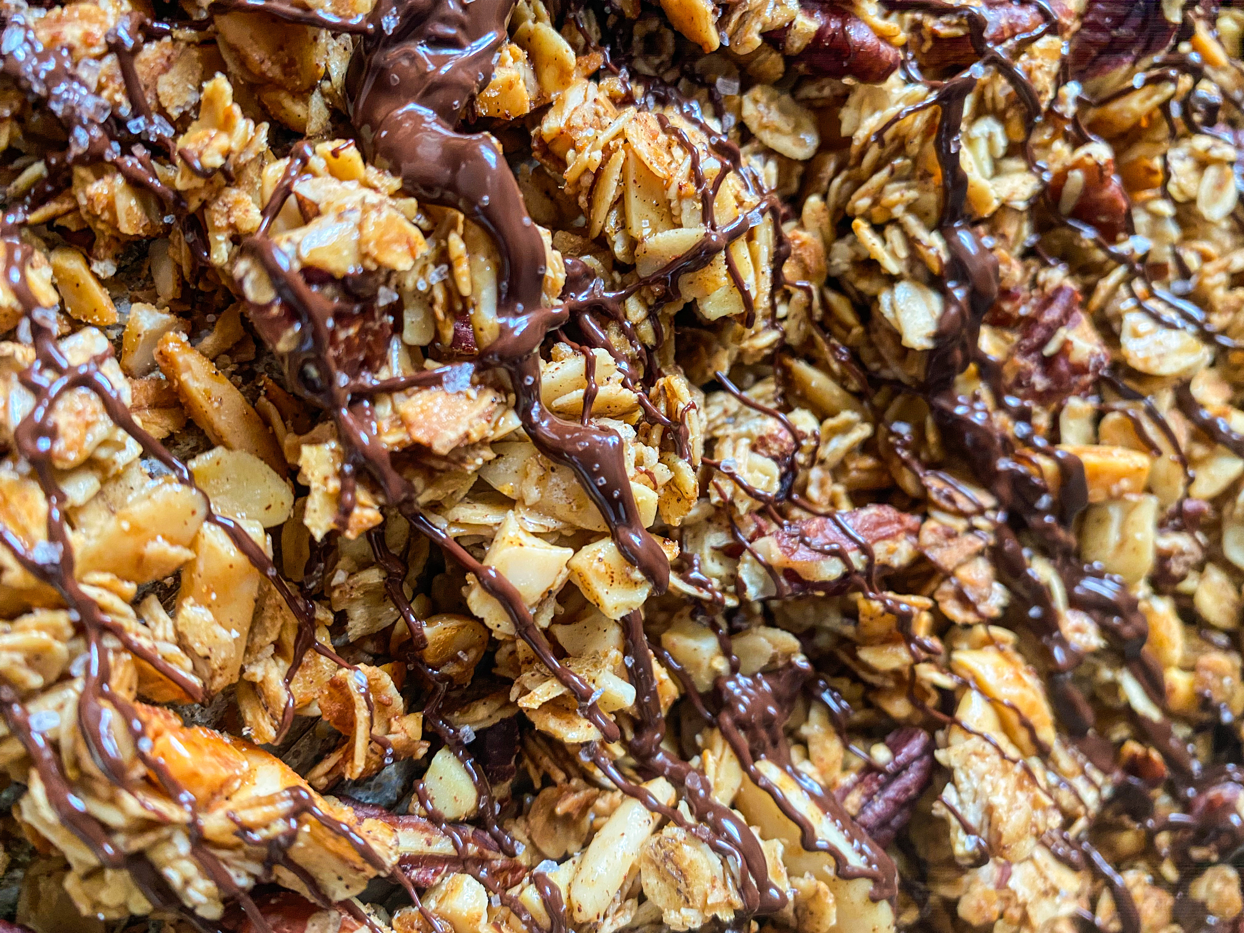 Baked Sea Salt and Chocolate Granola Clusters | California Olive Ranch