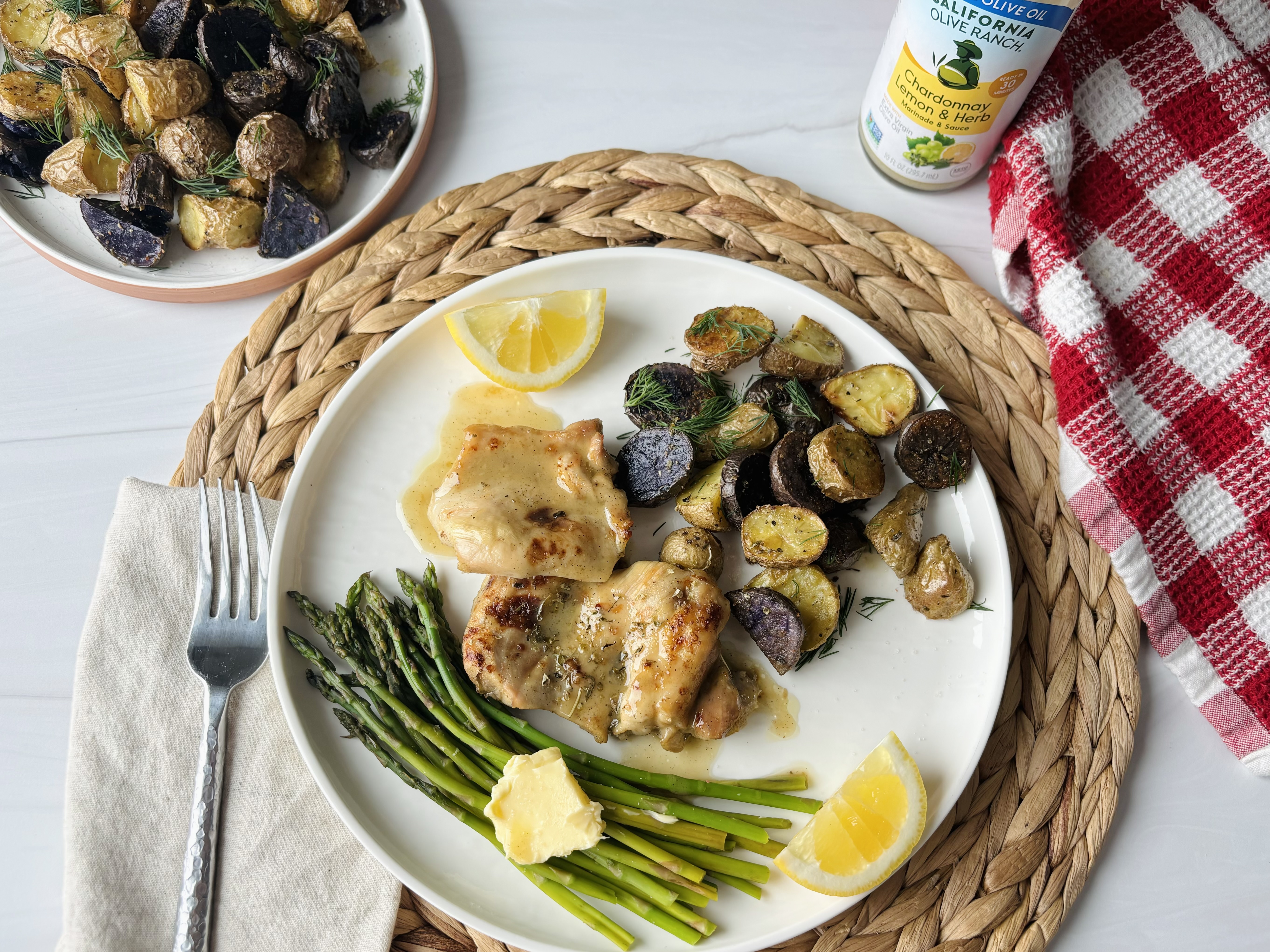 Lemon Roasted Chicken with Asparagus and Dill Fingerling Potatoes | California Olive Ranch
