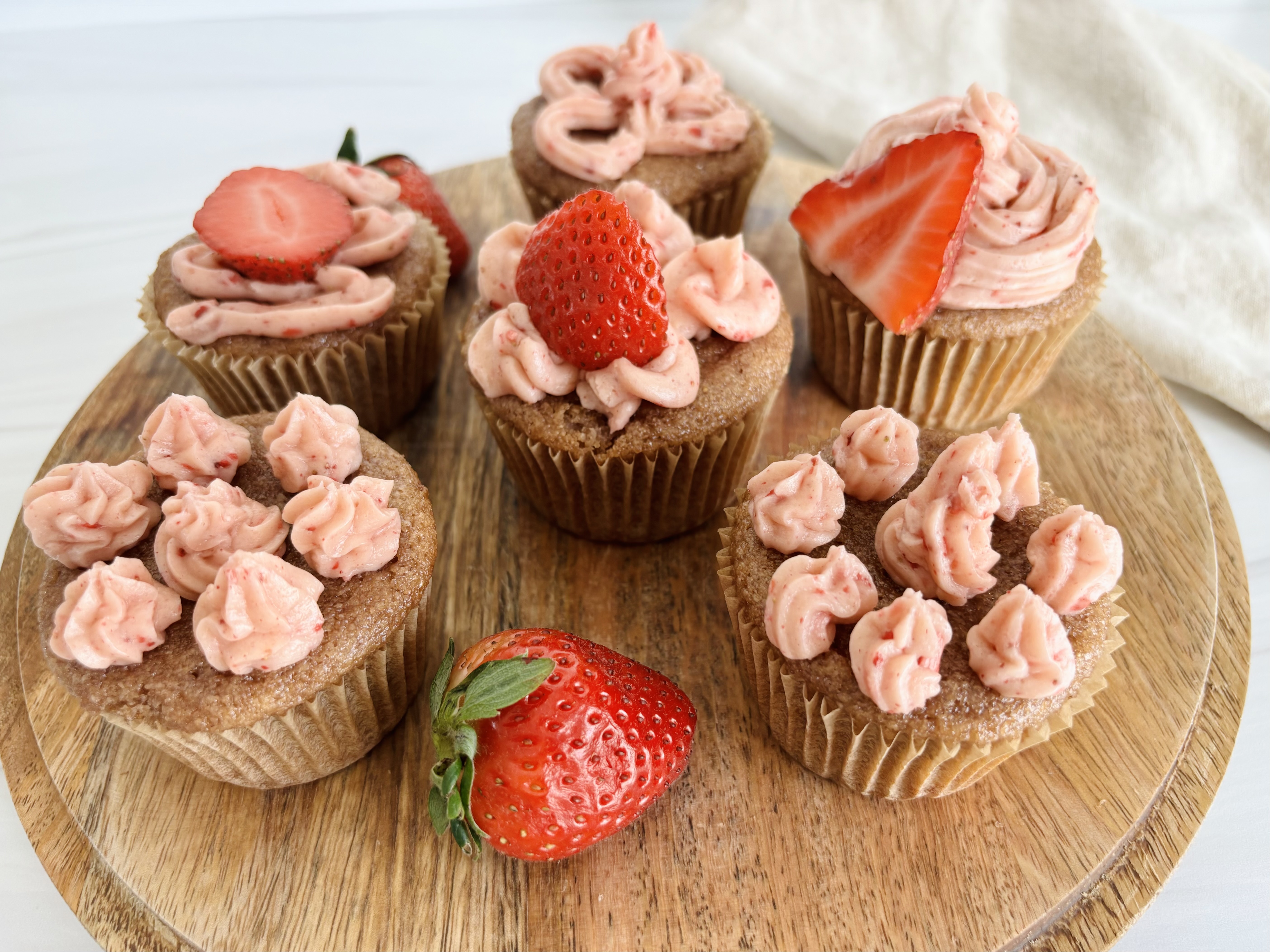 Double Strawberry Cupcakes with Strawberry Buttercream Frosting | California Olive Ranch