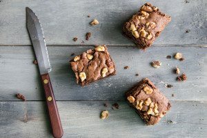 Arbequina Chocolate Brownies | California Olive Ranch