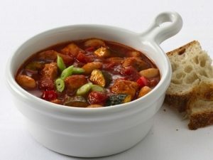 Chicken and Cannellini Bean Chili | California Olive Ranch