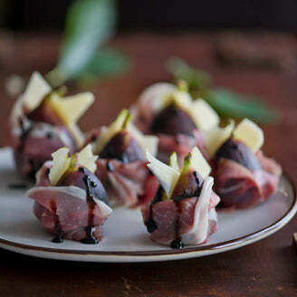 Prosciutto di Parma Wrapped Figs with Aged Balsamic Reduction | California Olive Ranch