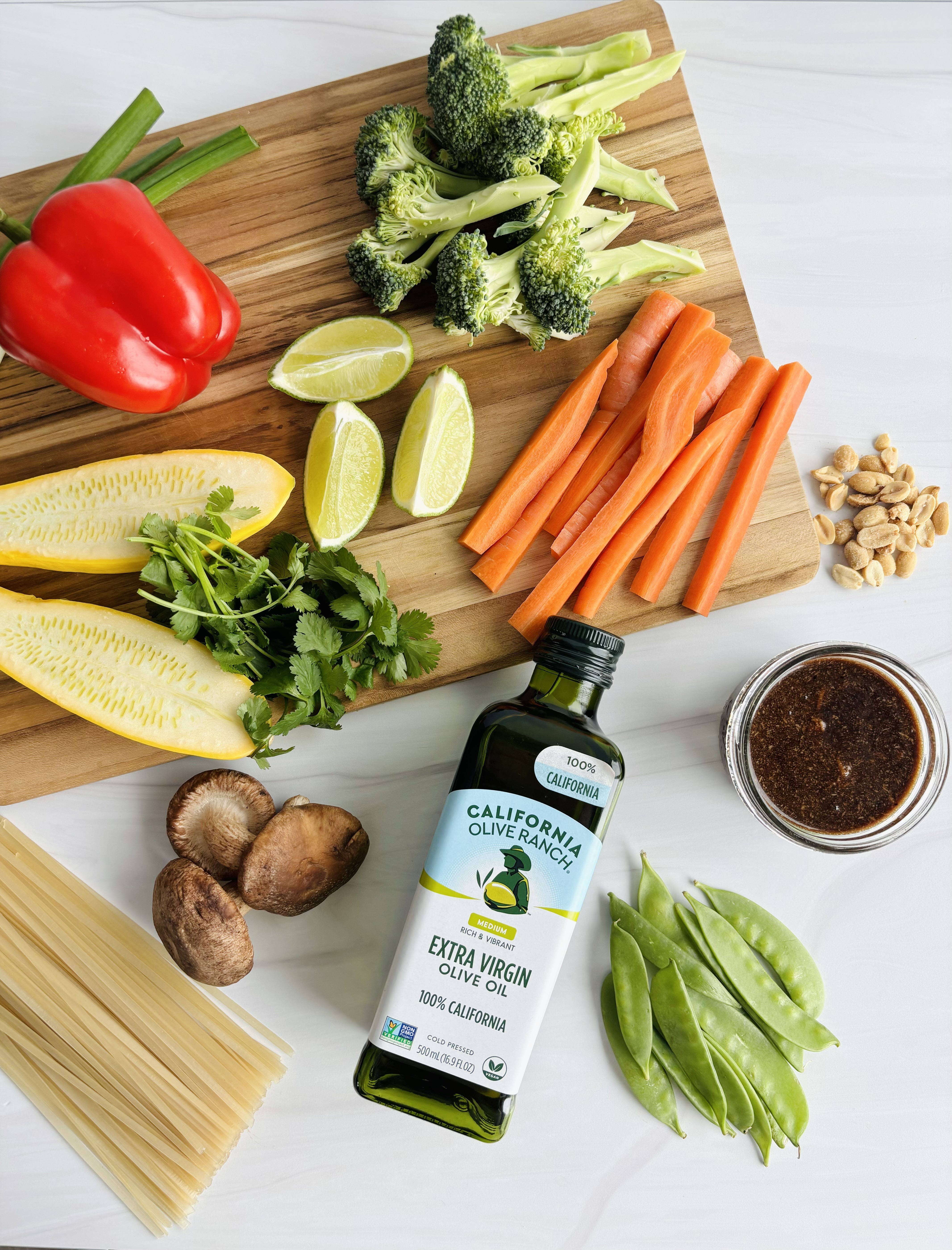 Veggie Pad Thai with Peanut Sauce | California Olive Ranch